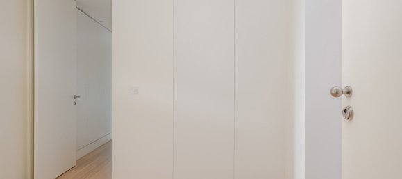 2 bedrooms Apartment in Lisbon, Portugal No. 9726 34