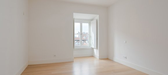 2 bedrooms Apartment in Lisbon, Portugal No. 9726 32