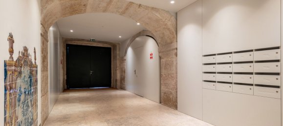 2 bedrooms Apartment in Lisbon, Portugal No. 9726 14