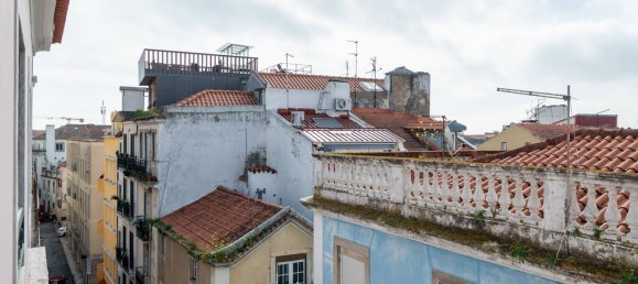 2 bedrooms Apartment in Lisbon, Portugal No. 9726 4