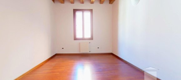 7-salle Appartement à Vicenza, Italy No. 231759 18
