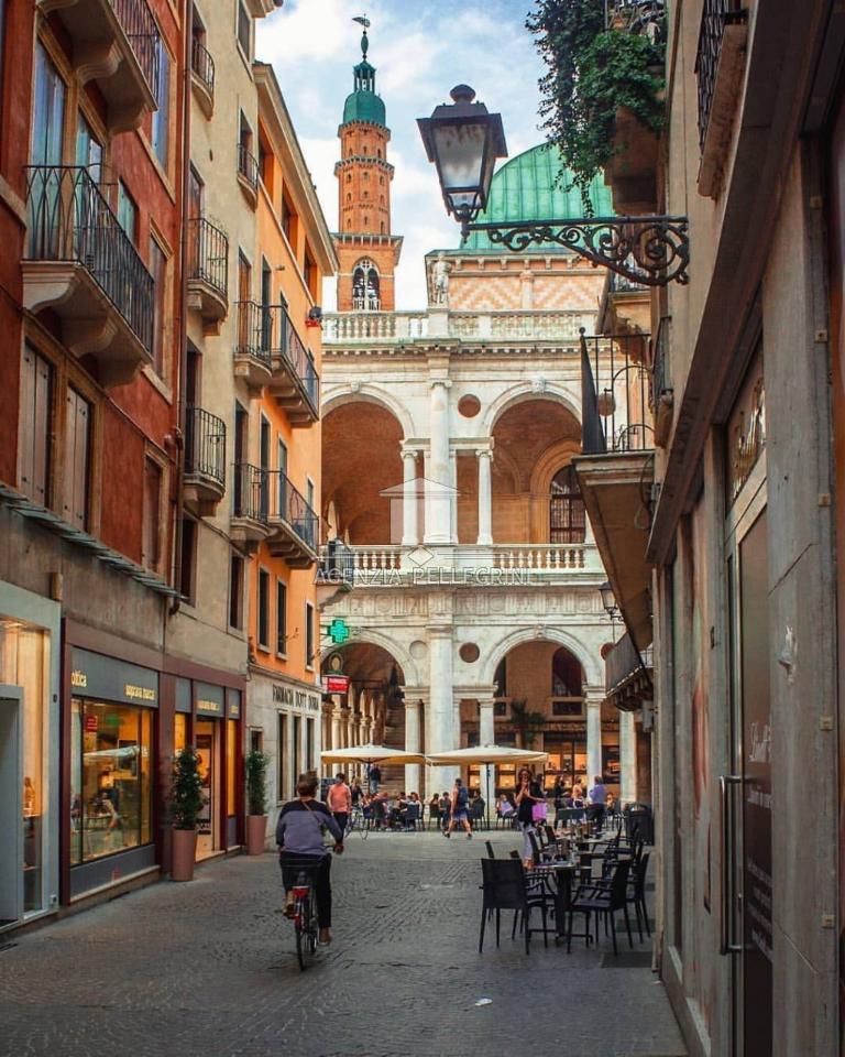 7-salle Appartement à Vicenza, Italy No. 231759