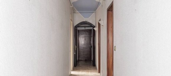 8 rooms Apartment in Catania, Italy No. 109347 19