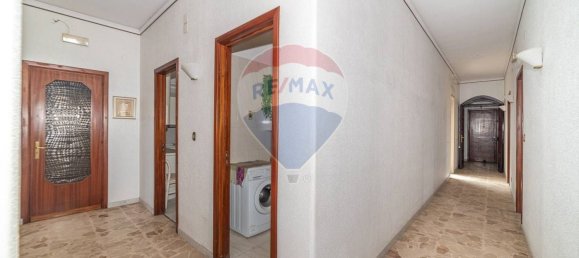 8 rooms Apartment in Catania, Italy No. 109347 20