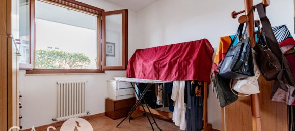 Apartamento de 2 dormitorios en Cervia, Italy No. 101854 22