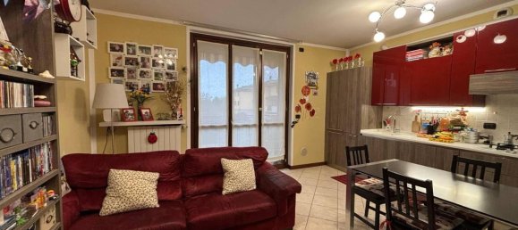 Apartamento de 3 habitaciónes en San Martino in Strada, Italy No. 23837 4