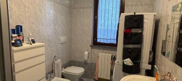 Apartamento de 3 habitaciónes en San Martino in Strada, Italy No. 23837 13