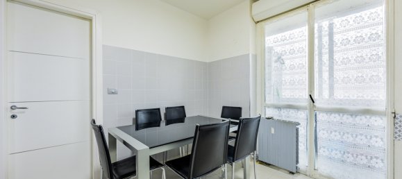 5 rooms Apartment in Cuneo, Italy No. 364099 6