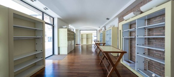 2-Zimmer Gewerbliche Immobilie in Portomaggiore, Italy, Nr. 260925 6