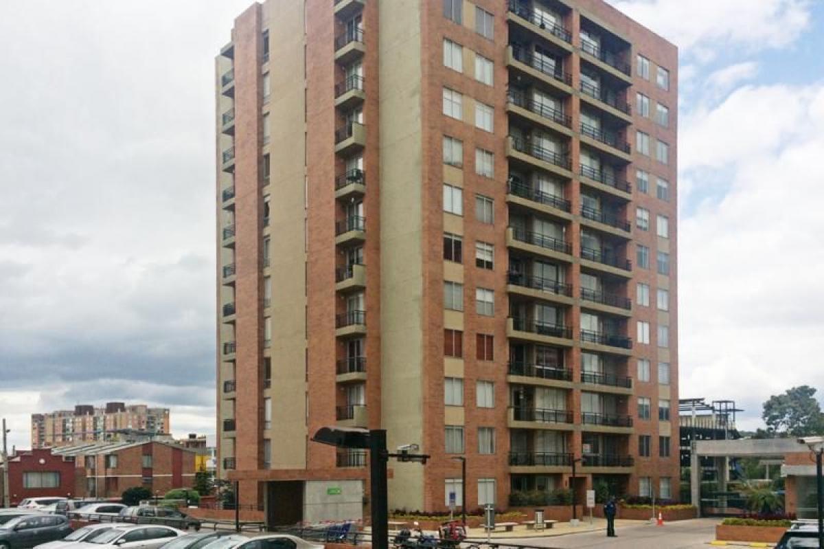 3 bedrooms House in Bogota, Colombia No. 12732