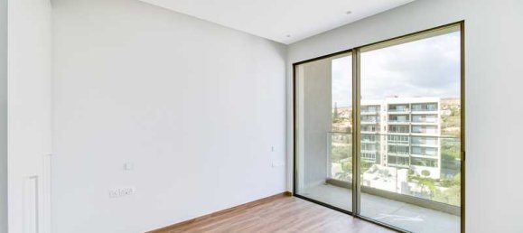 3 bedrooms Penthouse in Agios Tychonas, Cyprus No. 7966 16