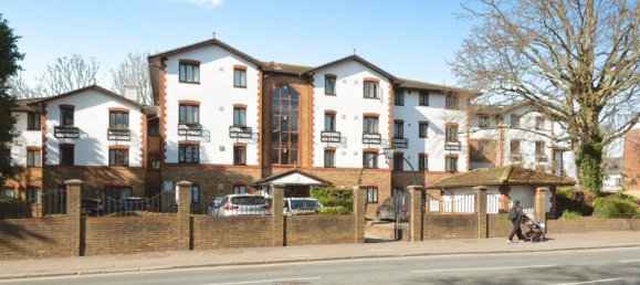 1 bedroom Apartment in Hounslow, United Kingdom No. 10937 14