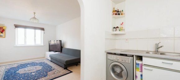 1 bedroom Apartment in Hounslow, United Kingdom No. 10937 6