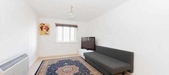 1 bedroom Apartment in Hounslow, United Kingdom No. 10937 4
