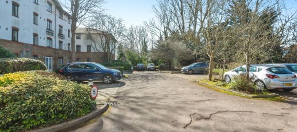 1 bedroom Apartment in Hounslow, United Kingdom No. 10937 15