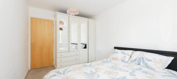 1 bedroom Apartment in Hounslow, United Kingdom No. 10937 12