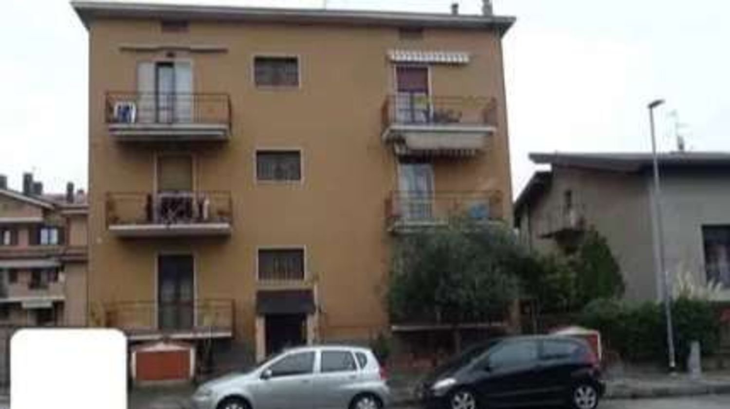 2غرفة شقة في Nova Milanese, Italy رقم 7706