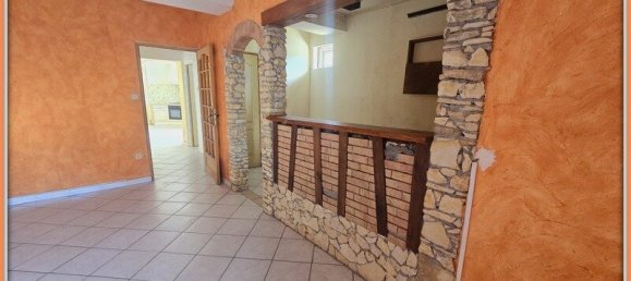 Casa de 2 dormitorios en Aumagne, France No. 282301 9