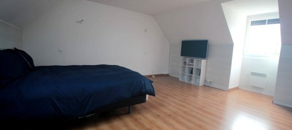 3 Schlafzimmer Haus in Choisy-au-Bac, France, Nr. 77137 8