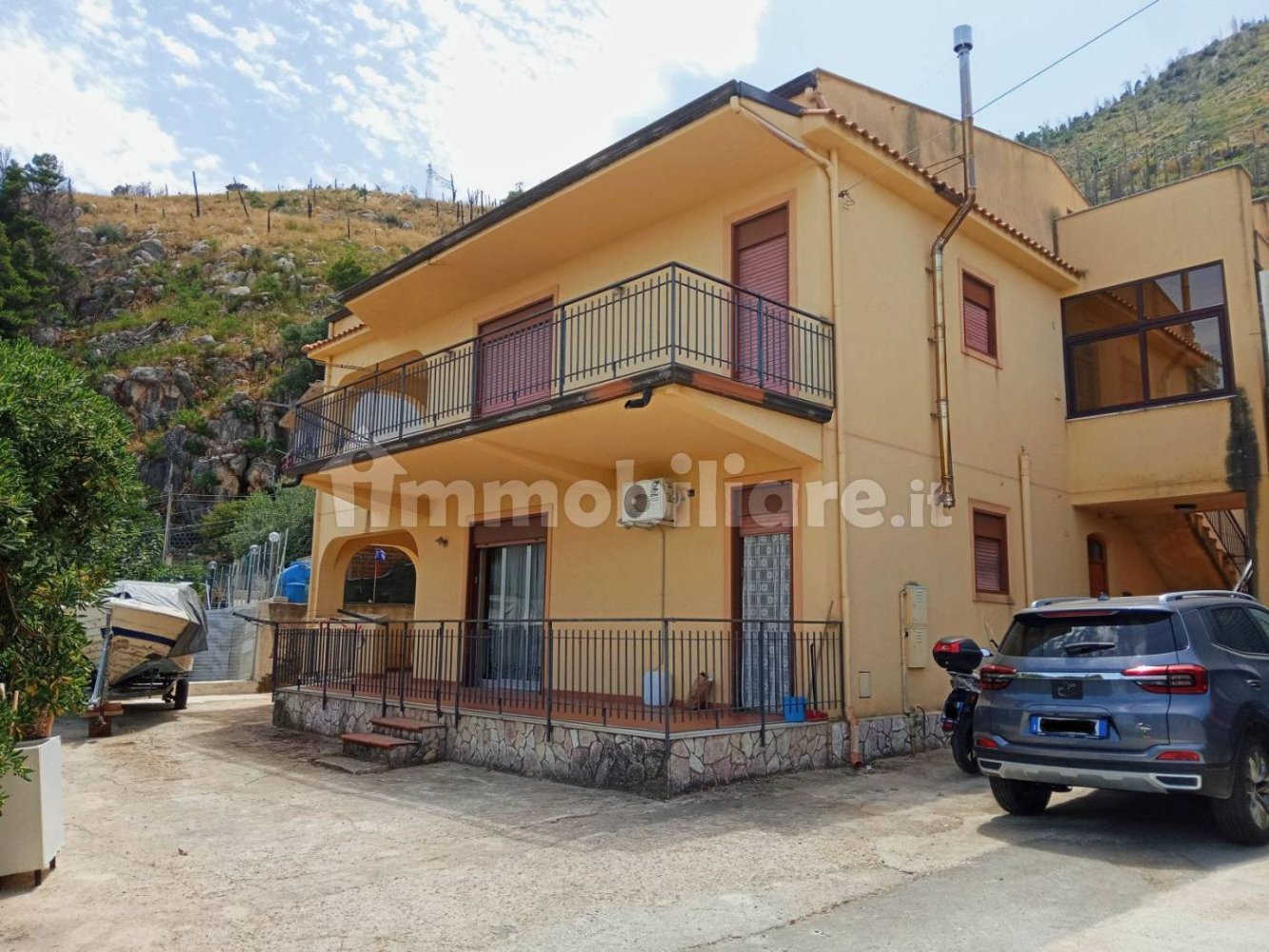 3 bedrooms Apartment in Altofonte, Italy No. 306085