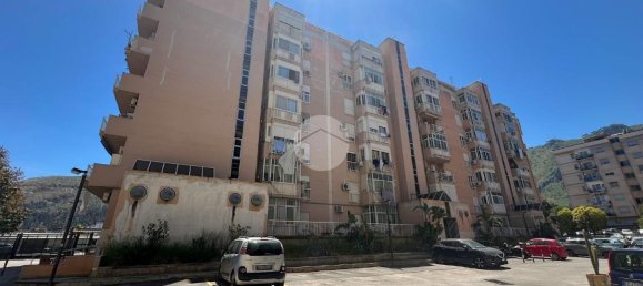 3-Zimmer Wohnung in Palermo, Italy, Nr. 148698 5