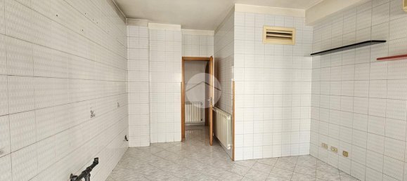 3-Zimmer Wohnung in Palermo, Italy, Nr. 148698 8