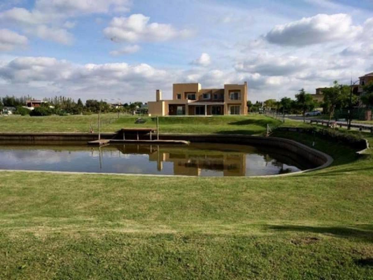 Terreno em Tigre, Argentina N.º 40297