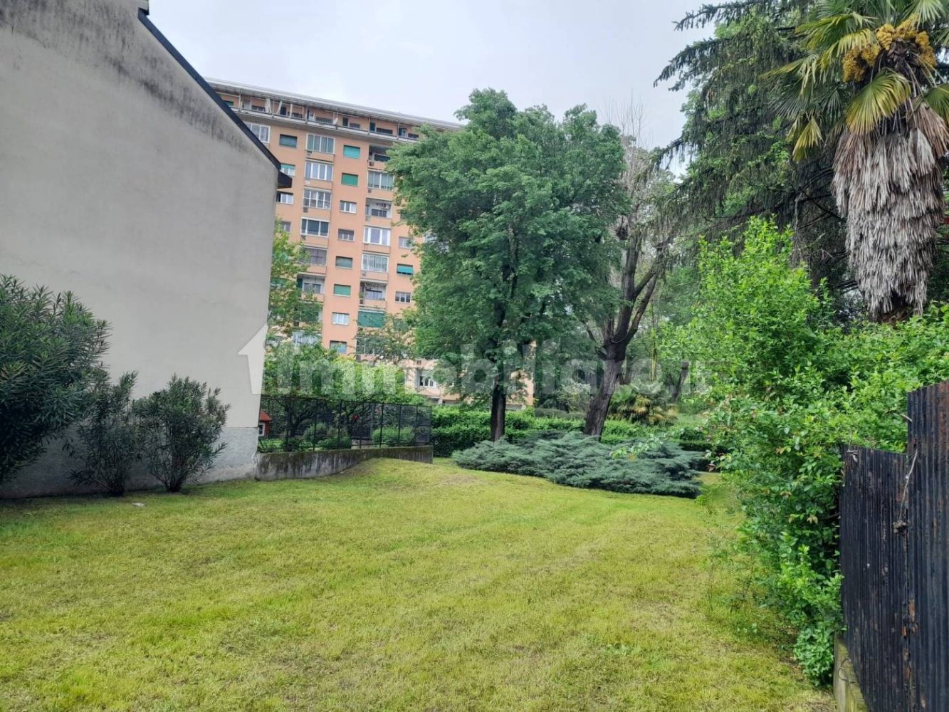 310m² Land in Milan, Italy No. 249159