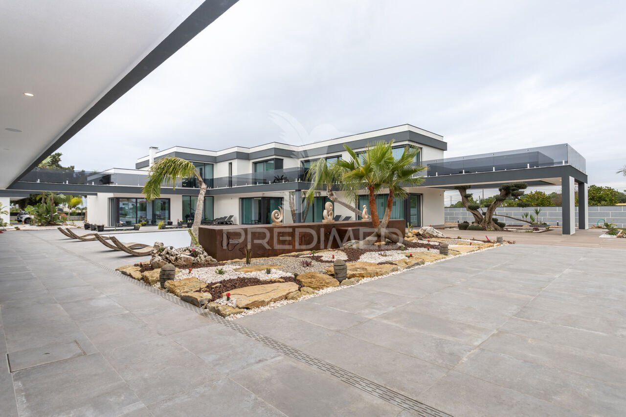 6 bedrooms House in Setubal, Portugal No. 255000