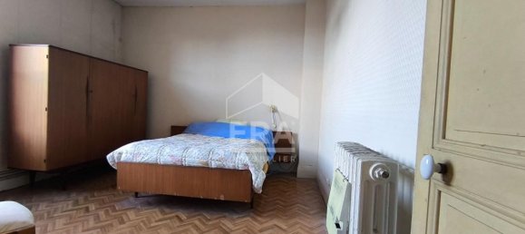 3 bedrooms House in Soissons, France No. 232131 6