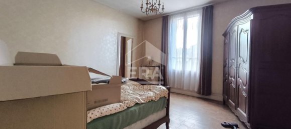 3 bedrooms House in Soissons, France No. 232131 5