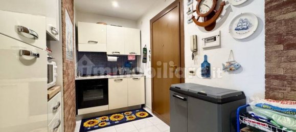 Apartamento de 1 dormitorio en Nettuno, Italy No. 343820 10