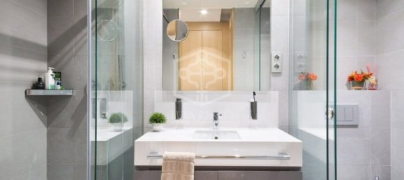 4 Schlafzimmer Wohnung in Barcelona, Spain, Nr. 7398 13