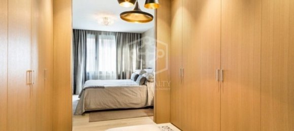 4 Schlafzimmer Wohnung in Barcelona, Spain, Nr. 7398 8