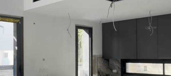 Коммерческая недвижимость с 3 спальнями в Агиос Афанасиос, Кипр № 19790 5