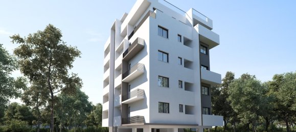 3 bedrooms Apartment in Larnaca, Cyprus No. 3040 6