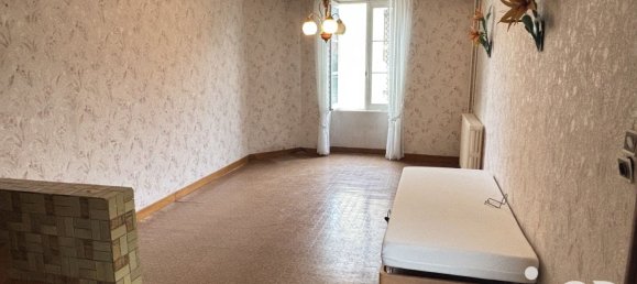 6-Zimmer Haus in Dommartin-le-Saint-Pere, France, Nr. 221633 3