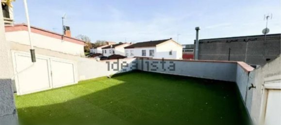 Moradia em banda T4 em Palau-Solita I Plegamans, Spain N.º 147136 30