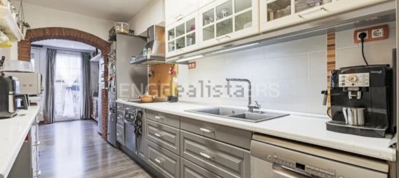 Moradia em banda T4 em Palau-Solita I Plegamans, Spain N.º 147136 10