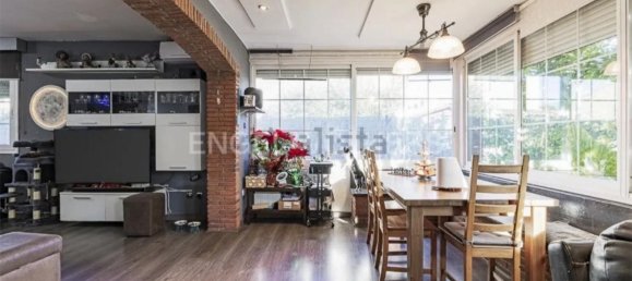 Moradia em banda T4 em Palau-Solita I Plegamans, Spain N.º 147136 7