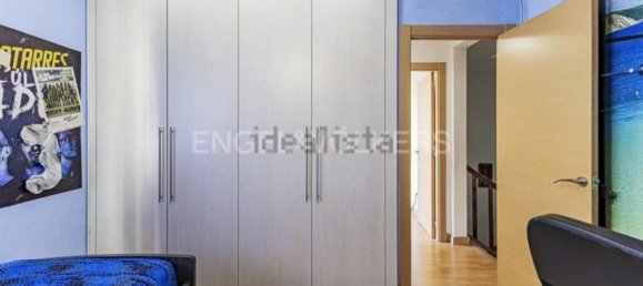 Moradia em banda T4 em Palau-Solita I Plegamans, Spain N.º 147136 17