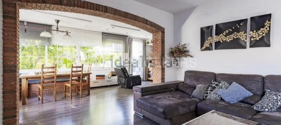 Moradia em banda T4 em Palau-Solita I Plegamans, Spain N.º 147136 5