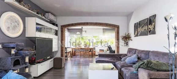 Moradia em banda T4 em Palau-Solita I Plegamans, Spain N.º 147136 8