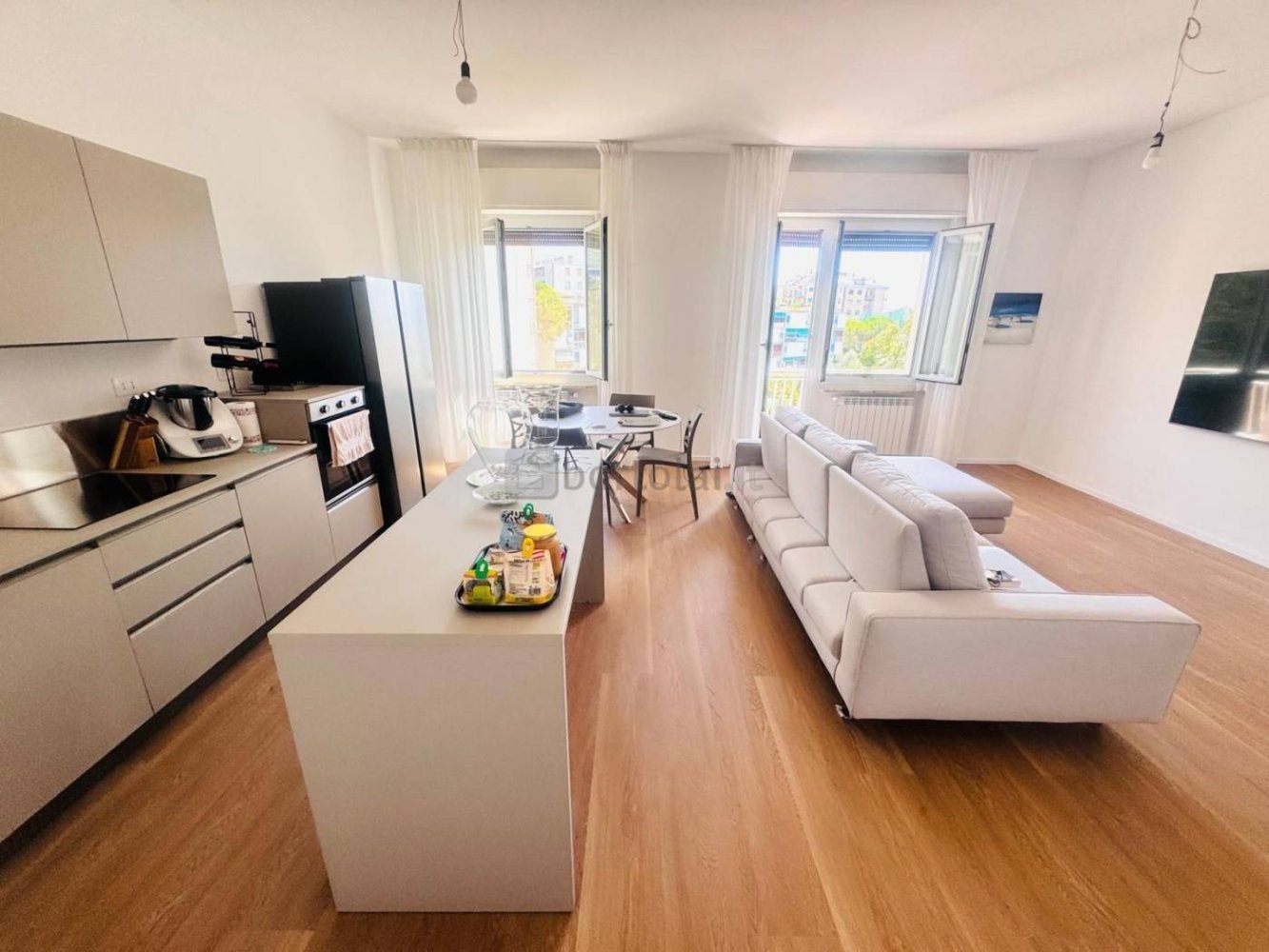 3 Schlafzimmer Wohnung in Genoa, Italy, Nr. 287255