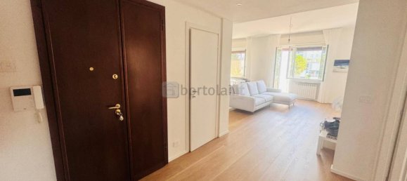 3 Schlafzimmer Wohnung in Genoa, Italy, Nr. 287255 10