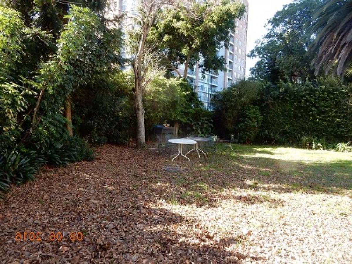 5 bedrooms House in San Isidro, Argentina No. 7060