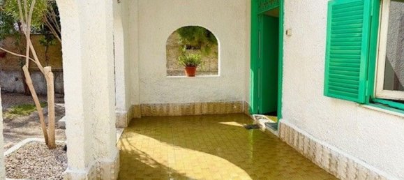 Дом с 3 комнатами в Фьюмичино, Италия № 94651 9