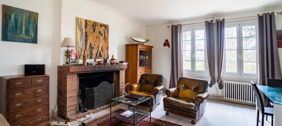 10 bedrooms House in Vitry-aux-Loges, France No. 244889 19