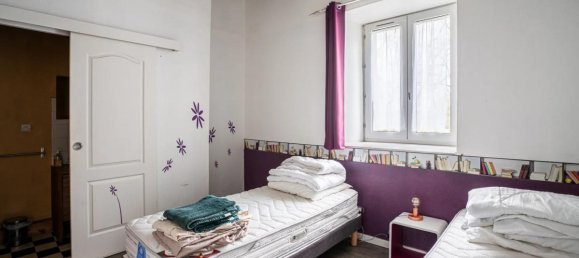 10 bedrooms House in Vitry-aux-Loges, France No. 244889 17