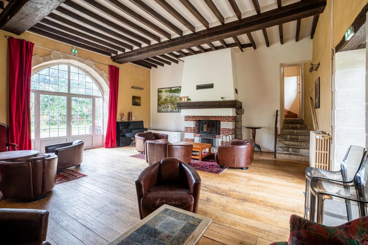 10 bedrooms House in Vitry-aux-Loges, France No. 244889